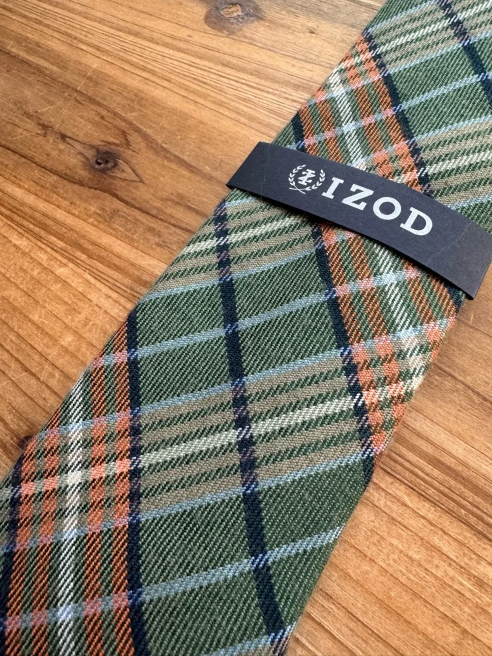 NWT IZOD Men’s Plaid Necktie
